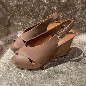 Nine West Wedges Sz 6